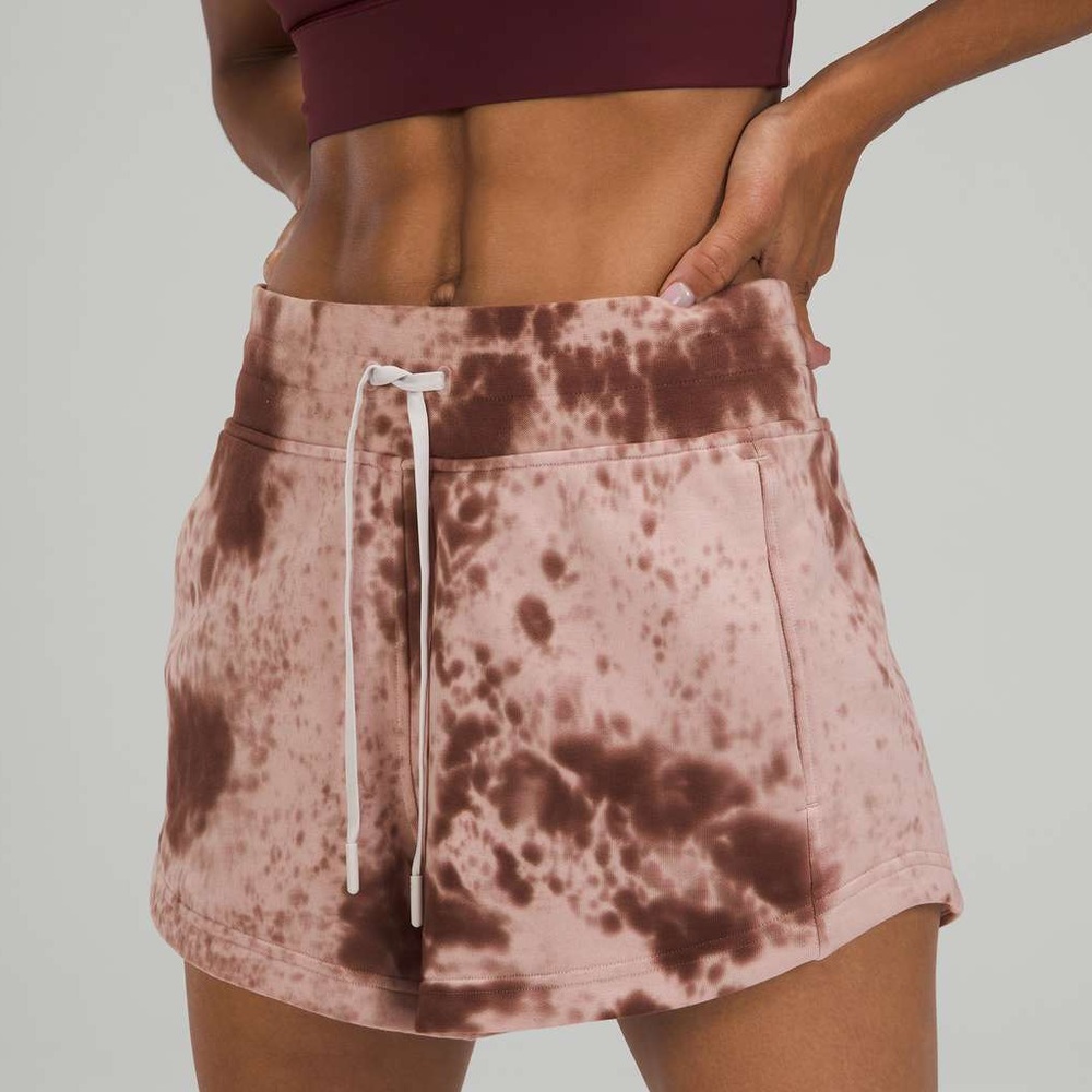 Lululemon Inner Glow Short 3”